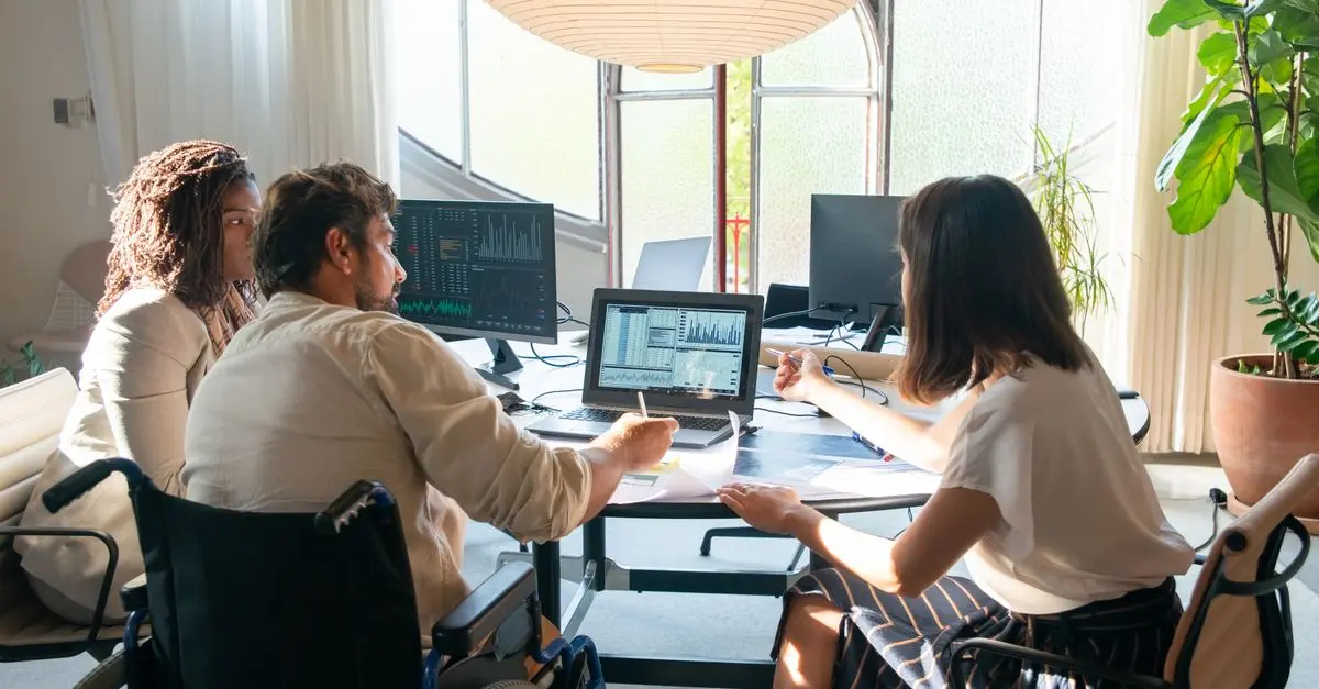 L'Impatto delle Tecnologie Emergenti sul Futuro del Lavoro