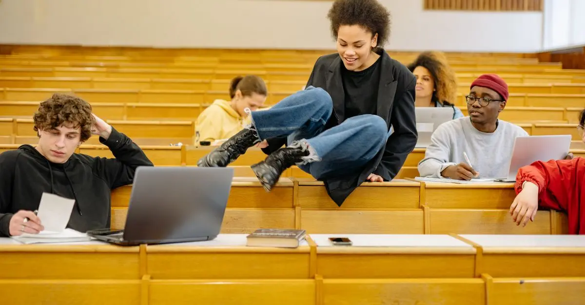 Le Tecnologie Immersive che Cambieranno il Modo di Apprendere