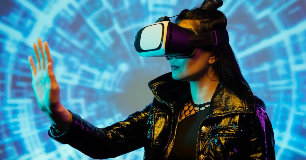 Le Tecnologie Immersive: Cosa Aspettarsi nei Prossimi Anni