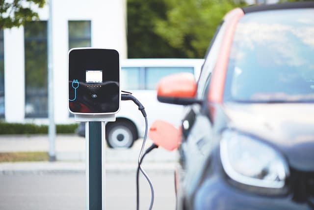 5 Tecnologie Futuristiche che Modificheranno la Mobilità
