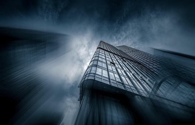 Come l'Intelligenza Artificiale Sta Trasformando il Settore Finanziario